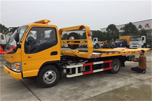 隆昌哪里有拖车服务