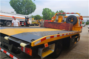 隆昌附近拖车电话号码服务